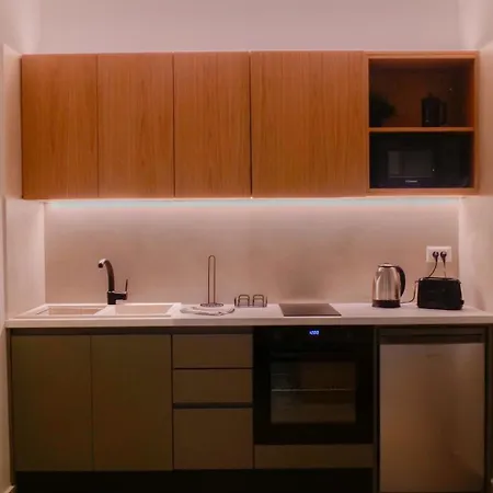 Cosmos Residences * 바실리키
